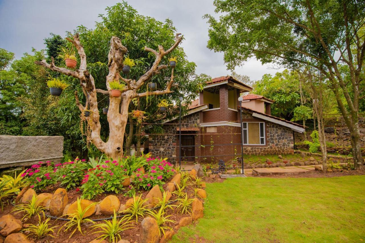 Achalaa Resort コールハープル エクステリア 写真