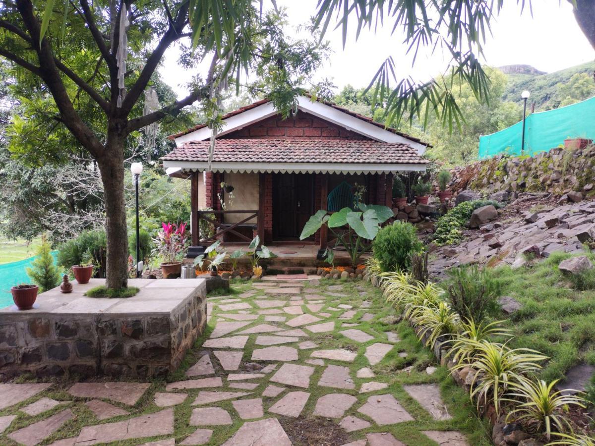 Achalaa Resort コールハープル エクステリア 写真