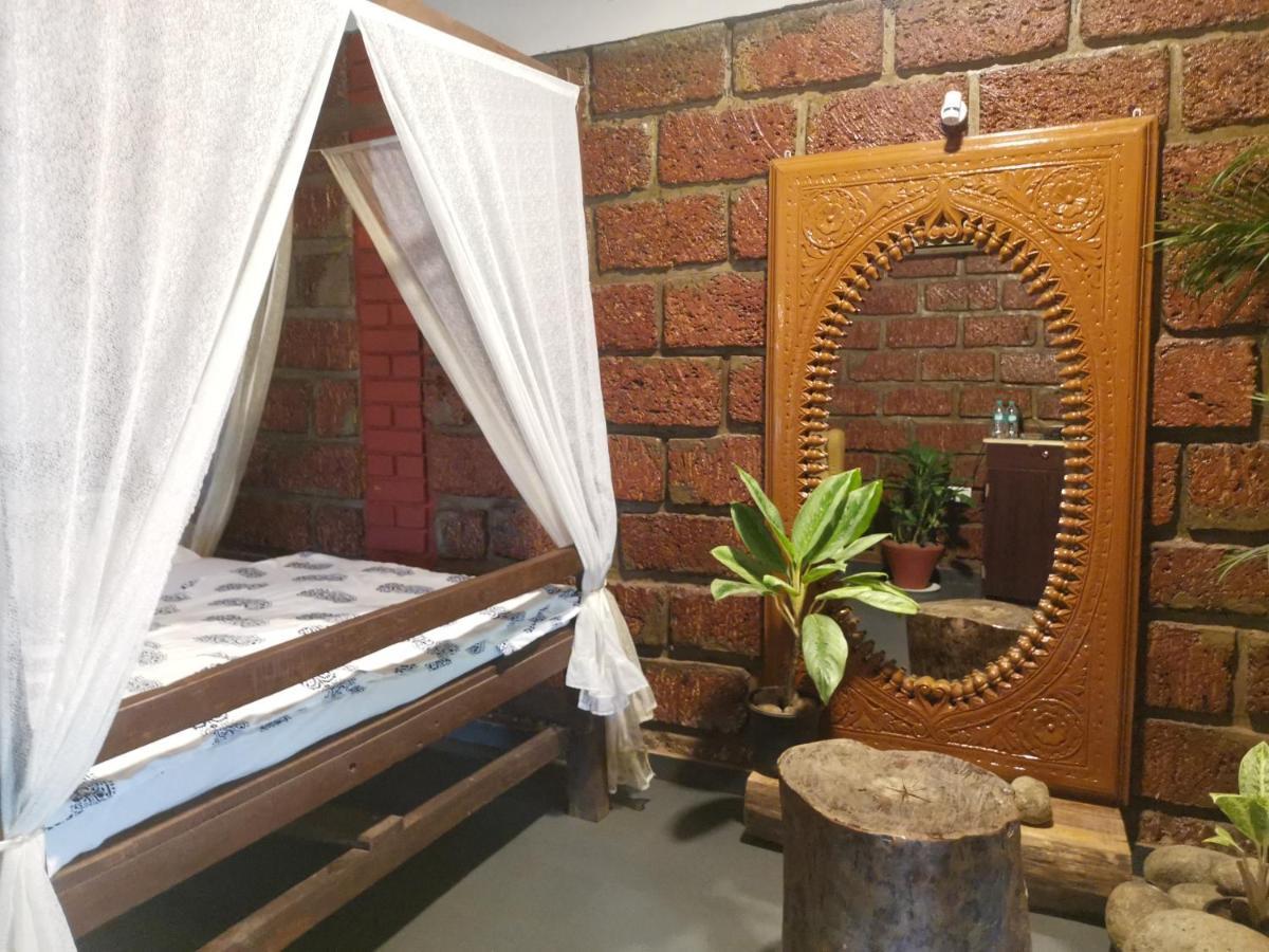 Achalaa Resort コールハープル エクステリア 写真
