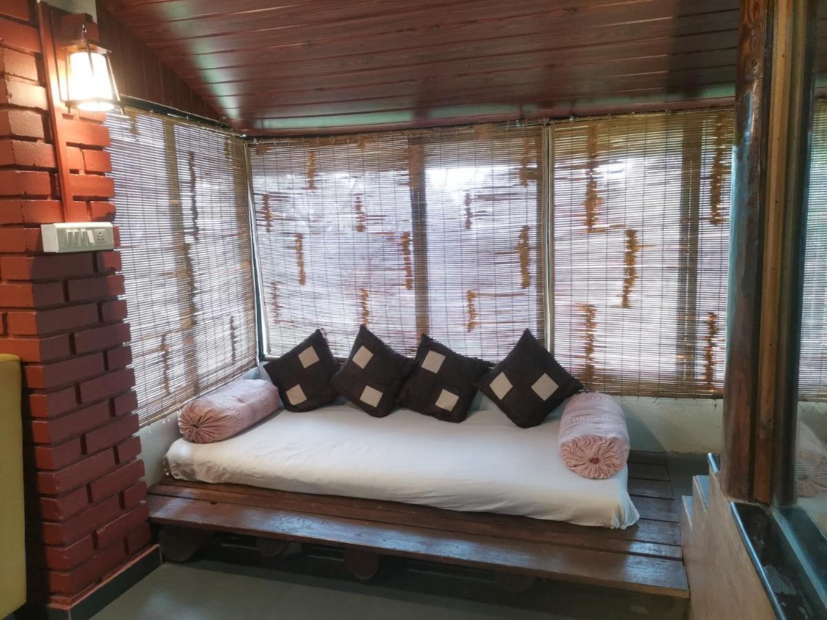 Achalaa Resort コールハープル エクステリア 写真