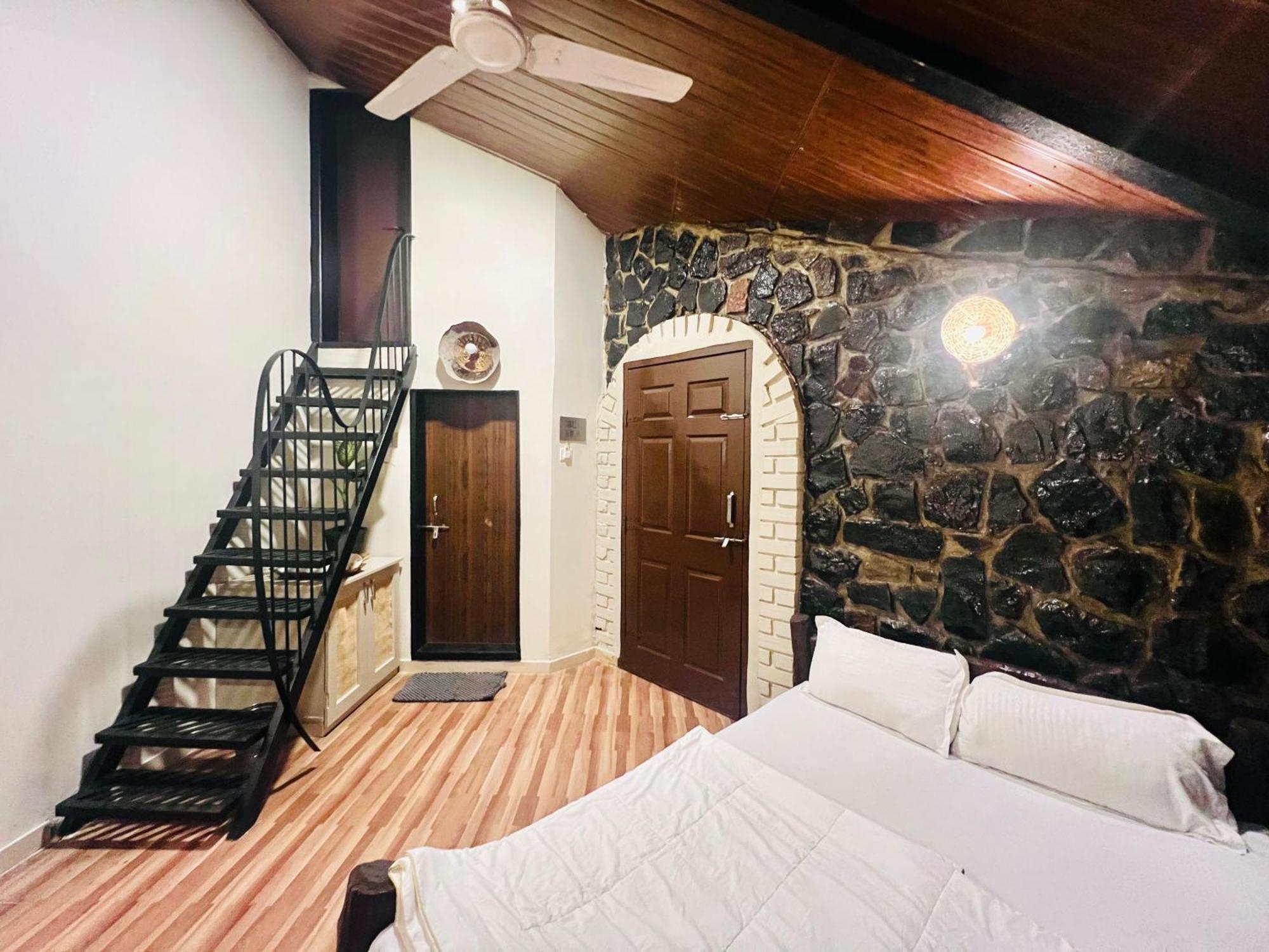 Achalaa Resort コールハープル エクステリア 写真